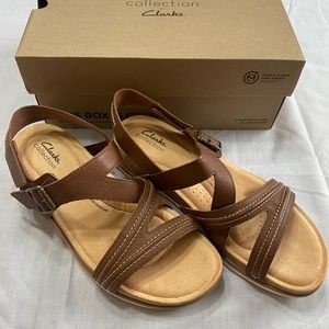 Clarks Tan Brynn Step leather sandal women’s sz 11